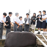 震災伝承新聞被災地取材レポート②中学生記者が復興の現場へ。